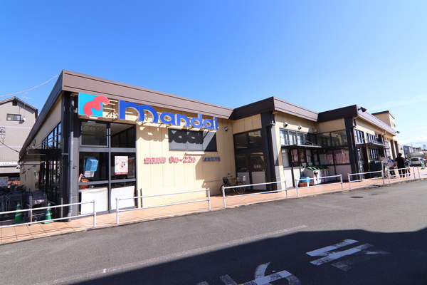 グローバル太秦(万代嵯峨広沢店)