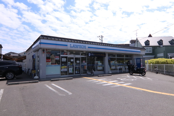 京都市西京区上桂御正町の新築一戸建(ローソン上桂御正町店)