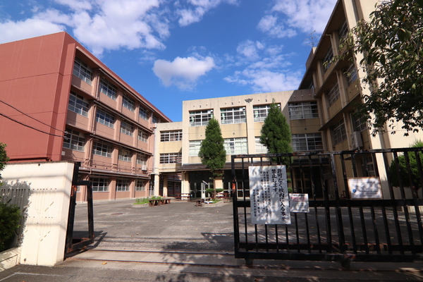 向日市寺戸町三ノ坪の中古一戸建て(向日市立寺戸中学校)