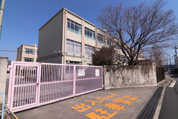 デュオヒルズ京都桂川(京都市立久世西小学校)