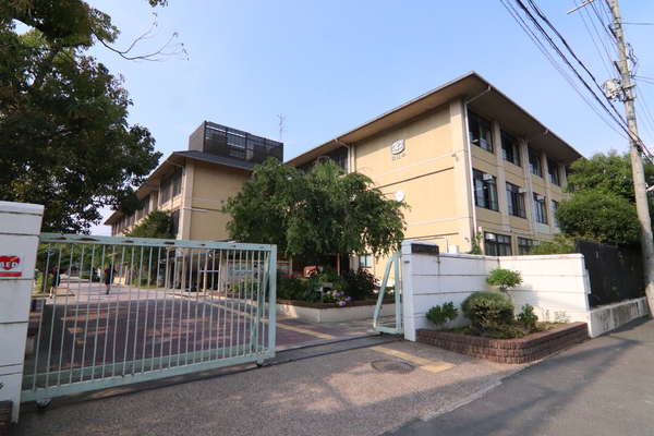 京都市西京区松室北河原町の新築一戸建(京都市立松尾中学校)