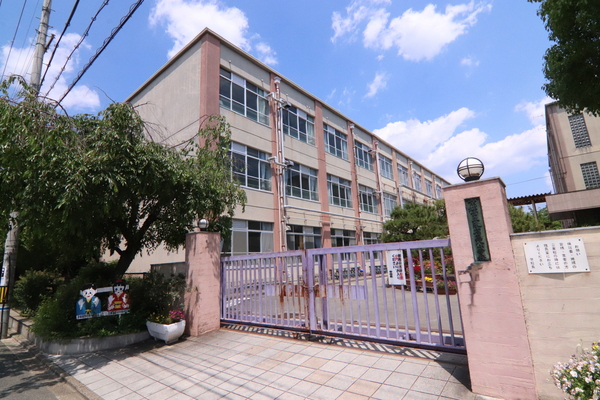 京都市中京区西ノ京塚本町の新築一戸建(京都市立朱雀第八小学校)