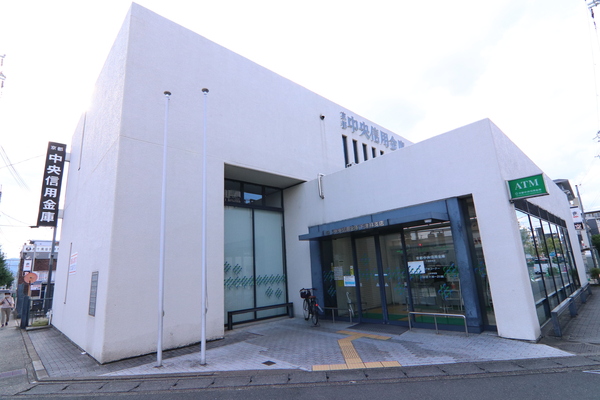 京都市西京区桂南滝川町の中古一戸建て(京都中央信用金庫下津林支店)