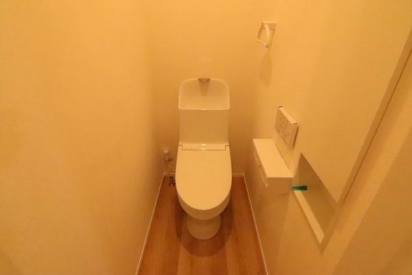 京都市中京区聚楽廻松下町の新築一戸建