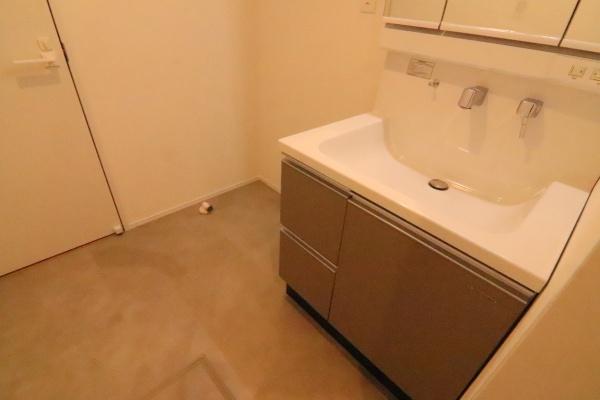 京都市中京区聚楽廻松下町の新築一戸建