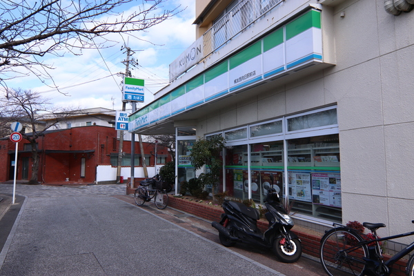 長岡京市滝ノ町一丁目３期１号地　新築一戸建住宅(ファミリーマート梶友西向日駅前店)