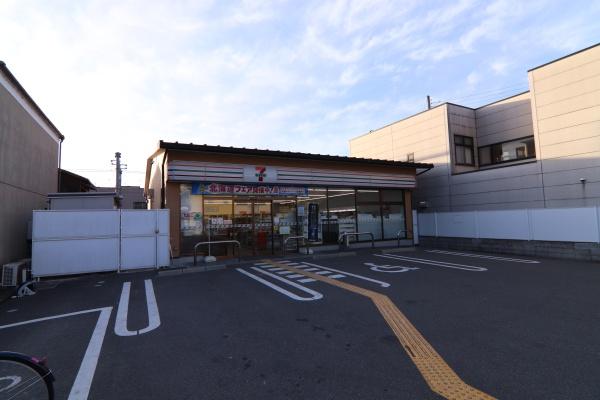 伏見区深草願成町3期　新築分譲住宅(セブンイレブン京阪鳥羽街道駅前店)