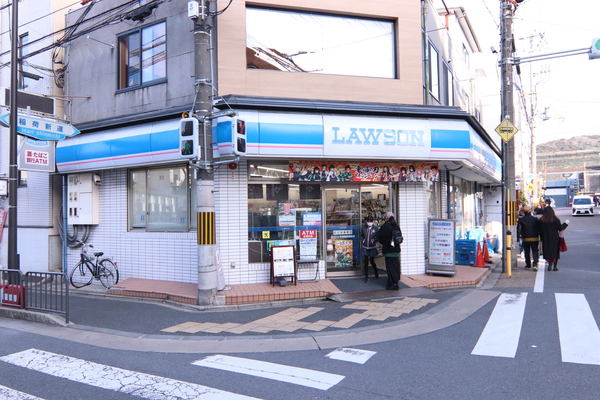 伏見区深草願成町3期　新築分譲住宅(ローソン伏見稲荷駅前店)