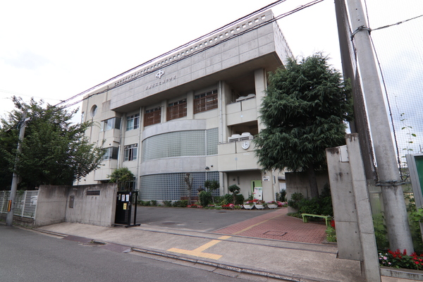 京都市下京区七条御所ノ内本町の中古一戸建て(京都市立七条中学校)