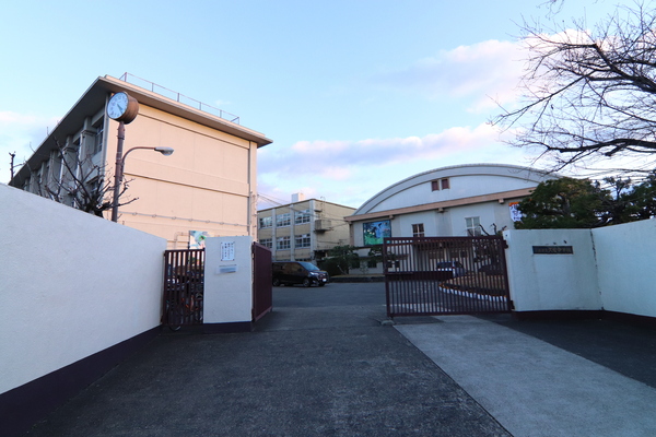 京都市南区久世大薮町の新築一戸建(京都市立久世中学校)