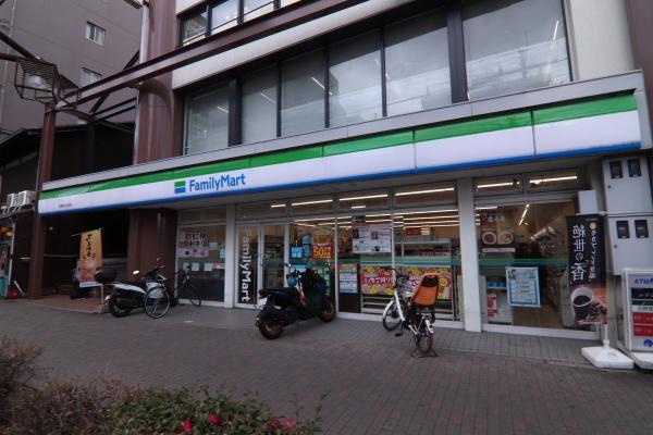 アールヴェール河原町二条(ファミリーマート河原町丸太町店)