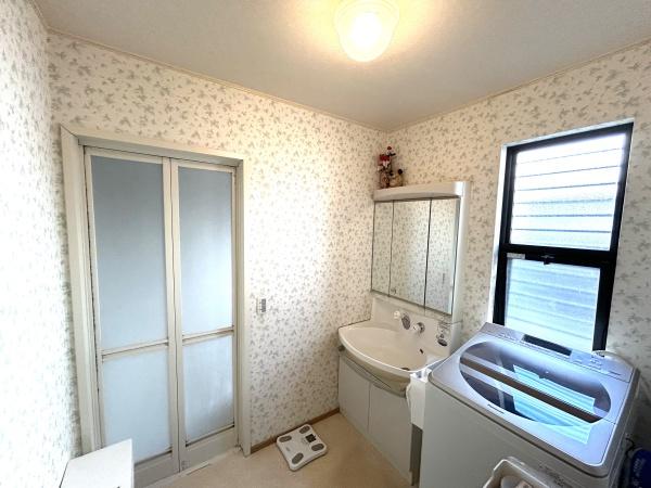 みよし市みなよし台の中古一戸建て