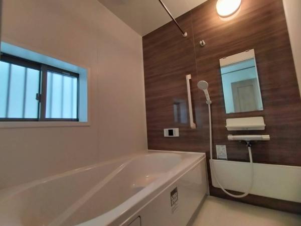 ハートフルタウン　みよし市三好町西ノ木戸　２号棟