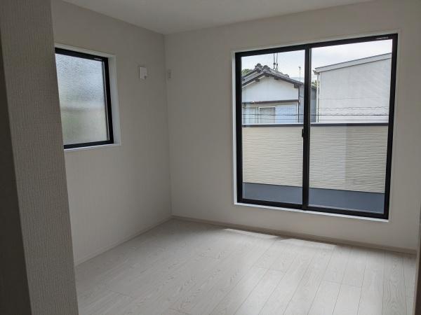 Erdeみよし市莇生町２期1号棟　【新築戸建て】