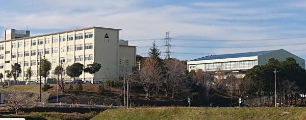 豊田市高崎町北ノ脇の土地(愛知県立衣台高校)