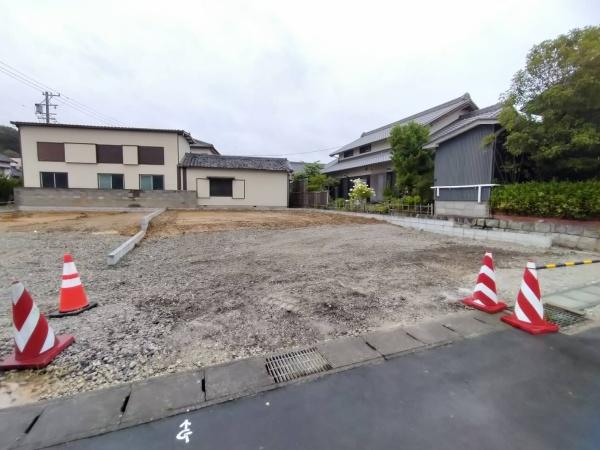 みよし市莇生町　新築戸建て　２号棟