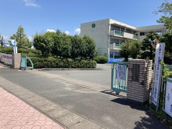 磐田市見付の土地(磐田市立磐田北小学校)