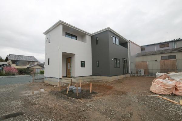 袋井市春岡の新築一戸建