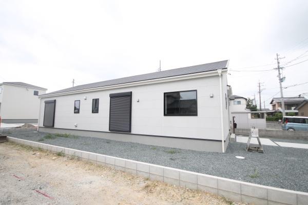 袋井市春岡の新築一戸建