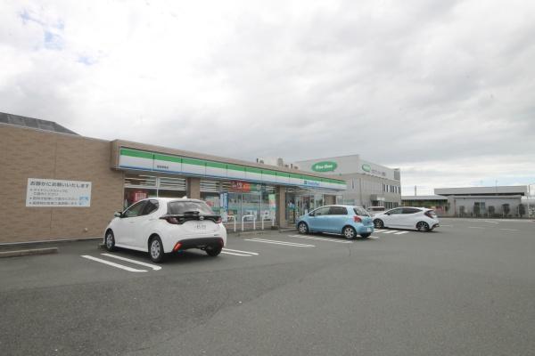 磐田市大原の新築一戸建(ファミリーマート　西貝塚南店)