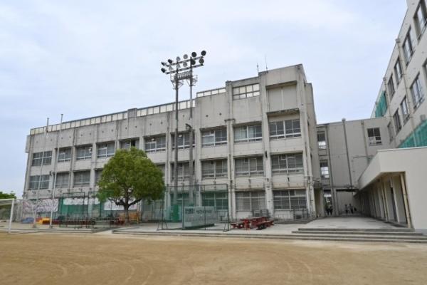 コスモ北野田(堺市立野田中学校)