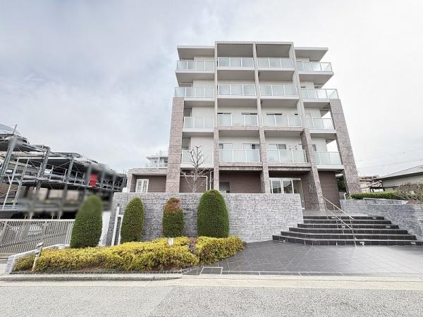 ディークラディア泉ヶ丘West