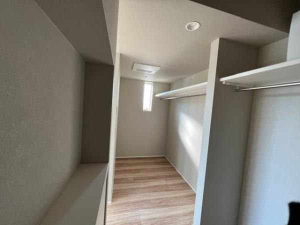 和泉市はつが野４丁目の中古一戸建て