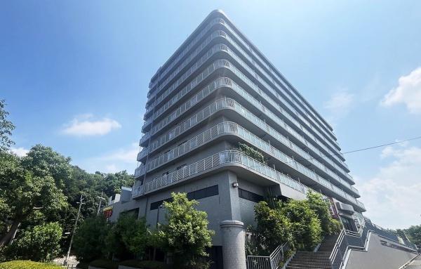 ファミール竹城台