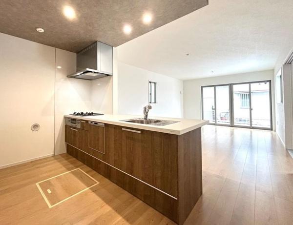 堺市西区浜寺船尾町西１丁の新築一戸建