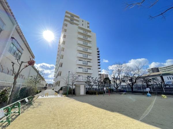 ファミール津久野