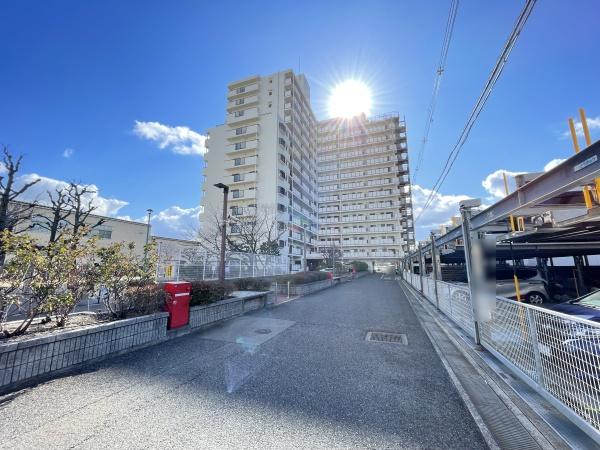 ファミール津久野
