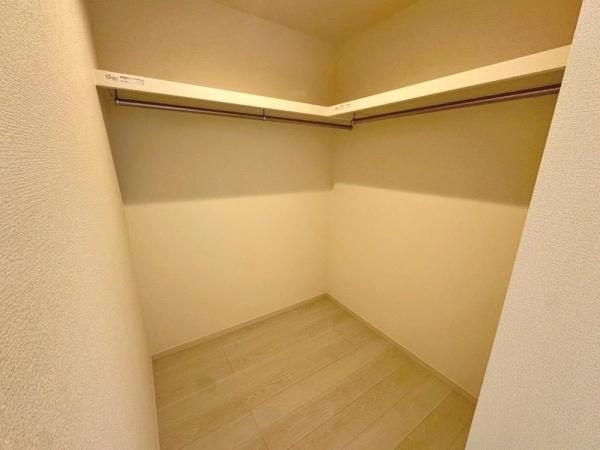 堺市西区浜寺昭和町３丁の新築一戸建
