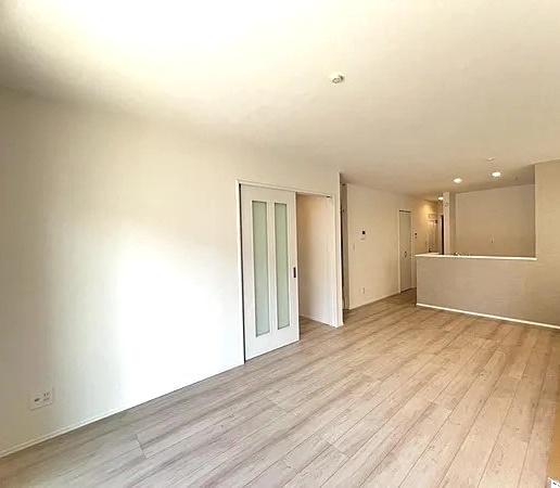 高石市羽衣5丁目の新築一戸建(リビング)