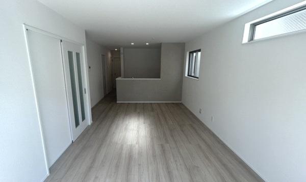 高石市羽衣5丁目の新築一戸建(リビング)