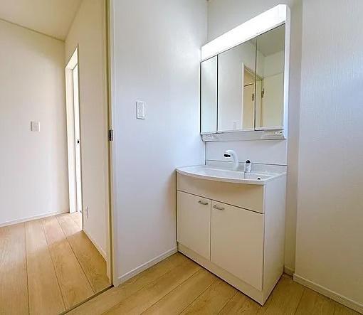 堺市北区東上野芝町2丁の新築一戸建(洗面台・洗面所)