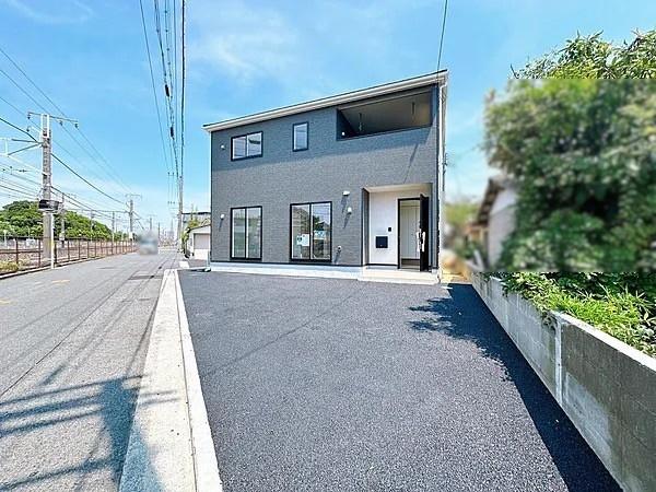 堺市北区東上野芝町2丁の新築一戸建(前面道路含む現地写真)