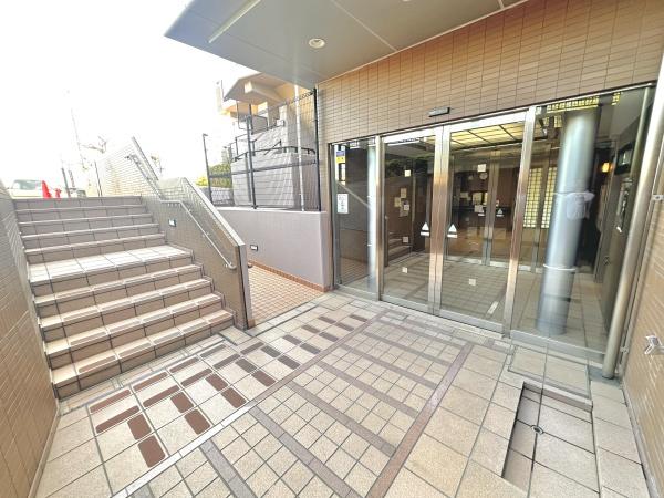 ベルク泉北高倉台(エントランス)