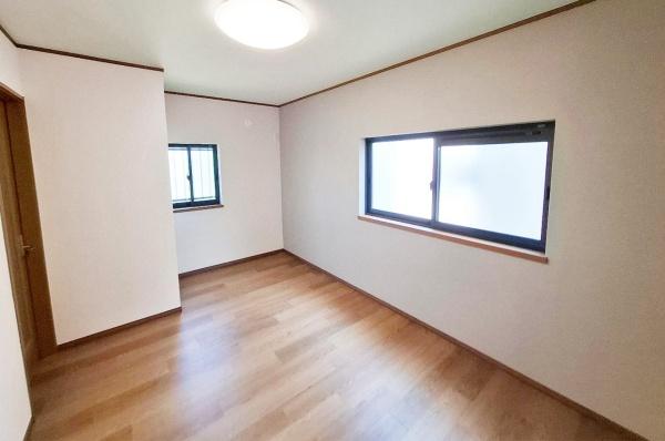 堺市西区上の中古一戸建て