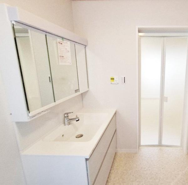 堺市西区上の中古一戸建て