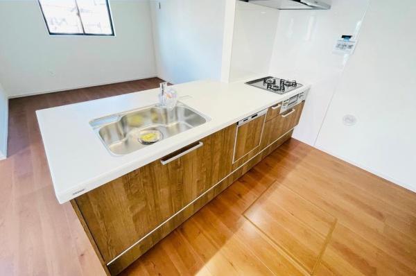 堺市西区浜寺石津町中５丁の新築一戸建