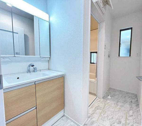 堺市西区堀上緑町１丁の新築一戸建