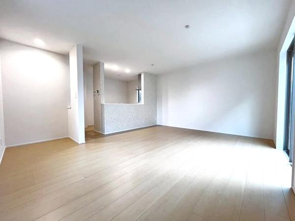 堺市西区堀上緑町１丁の新築一戸建