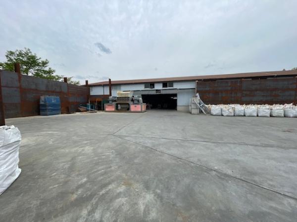 橋本市高野口町名古曽　工場
