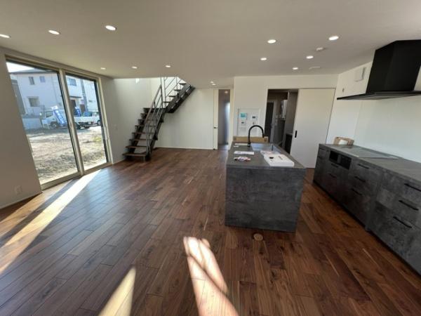 和泉市はつが野４丁目の中古一戸建