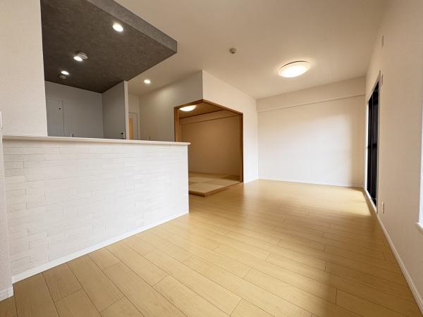 ユニライフ泉北深井駅前