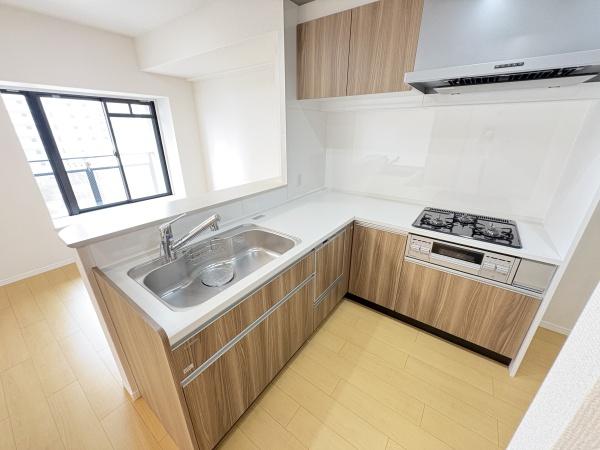 ユニライフ泉北深井駅前