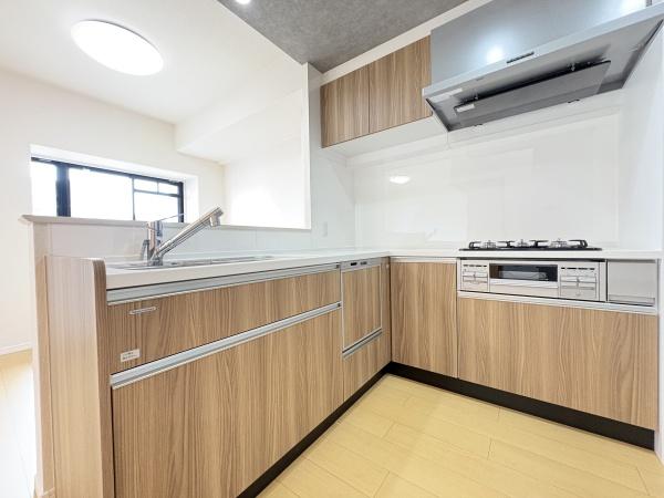 ユニライフ泉北深井駅前