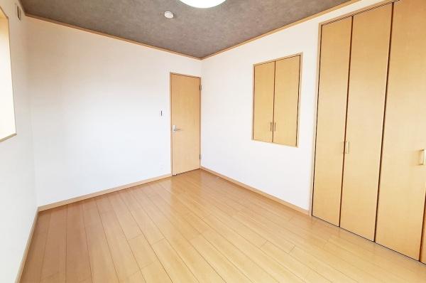 堺市西区鳳西町２丁の中古一戸建て