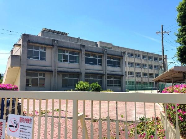 上野芝レジデンス(堺市立津久野中学校)