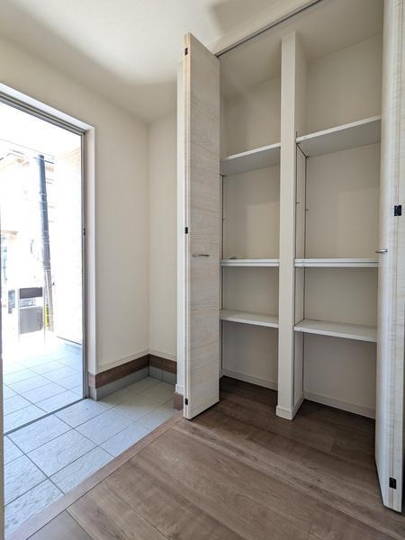 熊本市中央区帯山第十五(玄関)